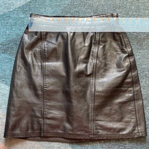 Vintage black leather pencil mini skirt